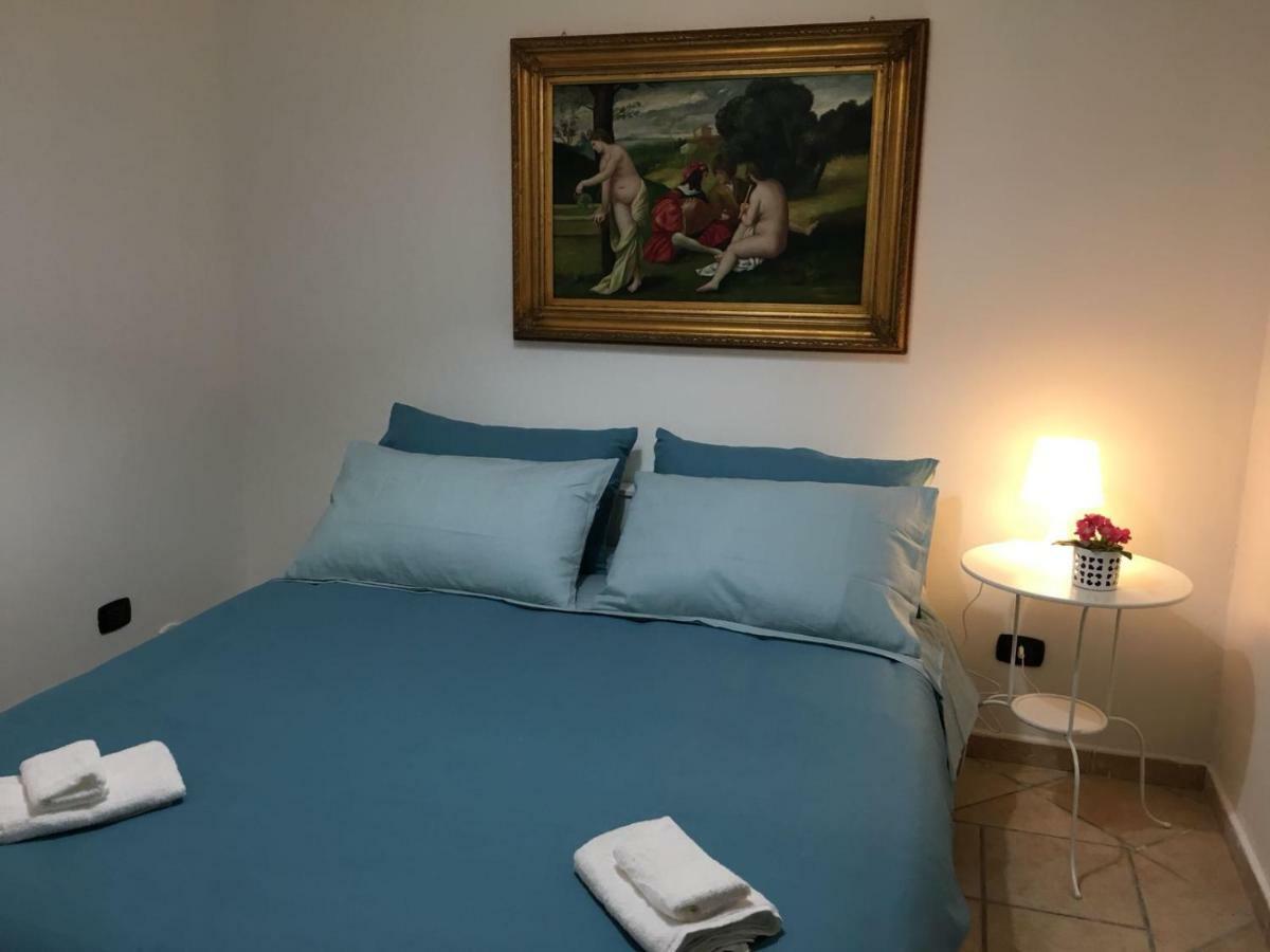Flores Apartment Бари Экстерьер фото